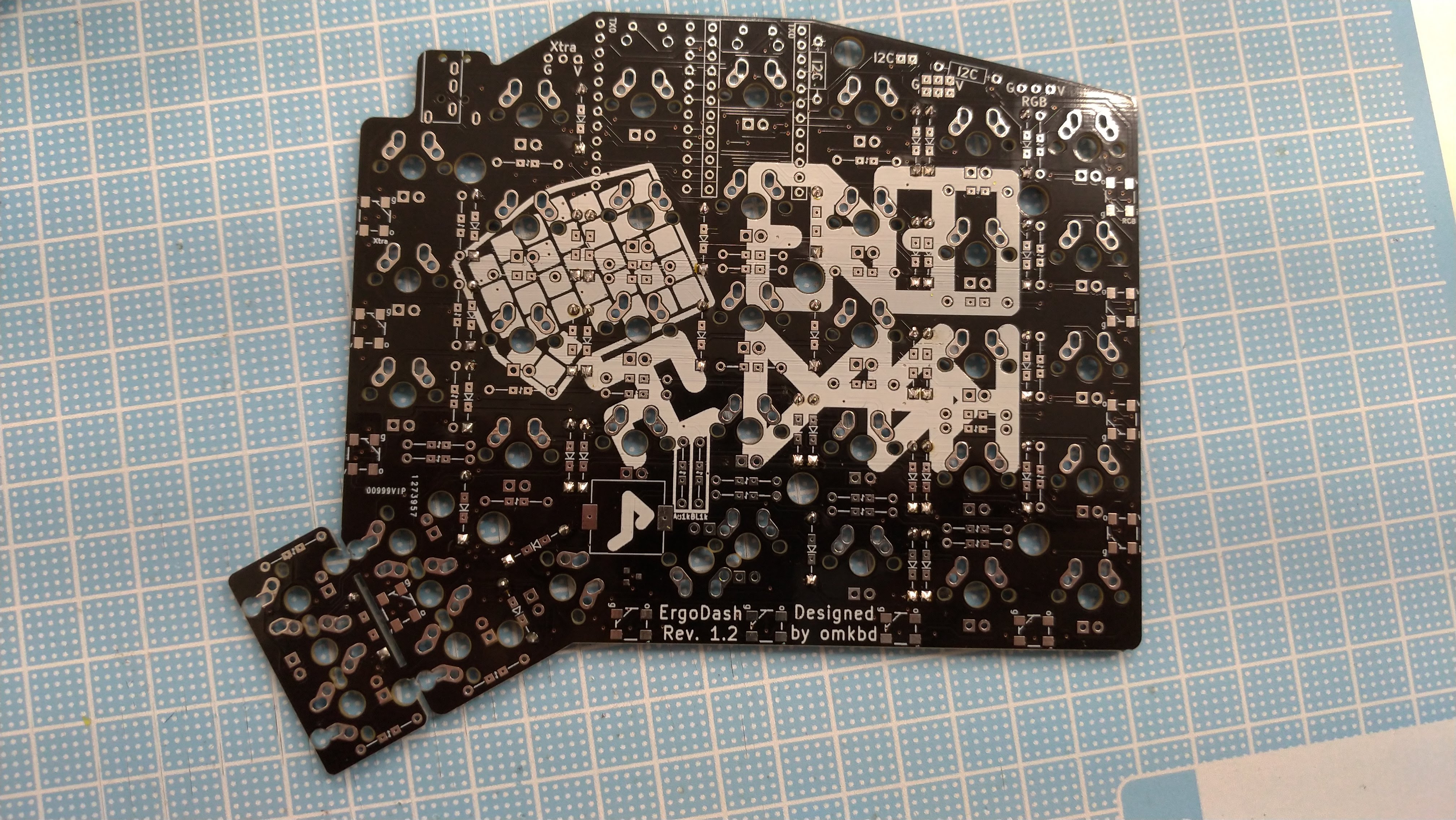 自作キーボードビルドログ：その1「ErgoDash」組み立て #Keyboard - Qiita