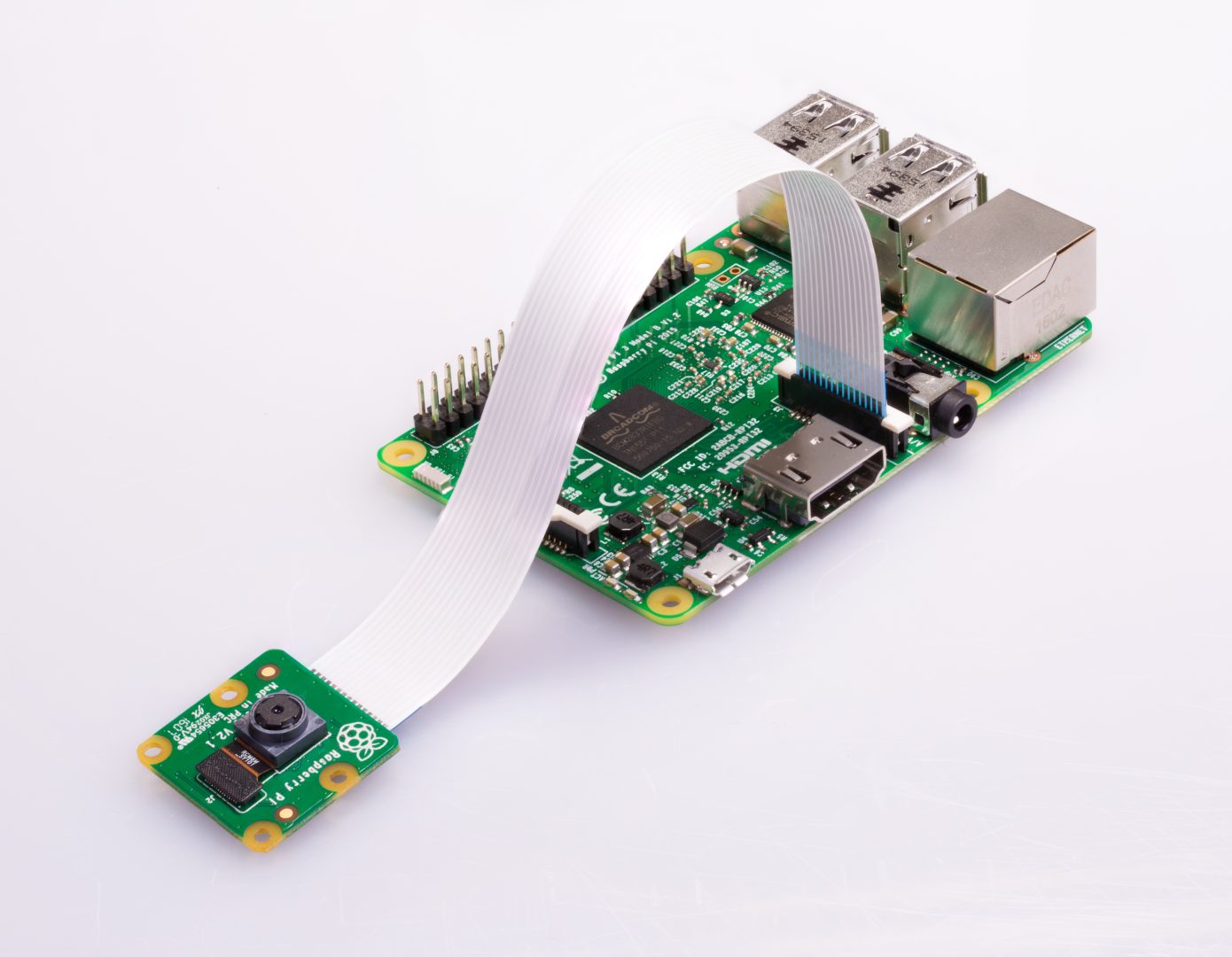 ラズパイにRPi-Cam-Web-Interfaceとremote.itで遠隔Web IPカメラ