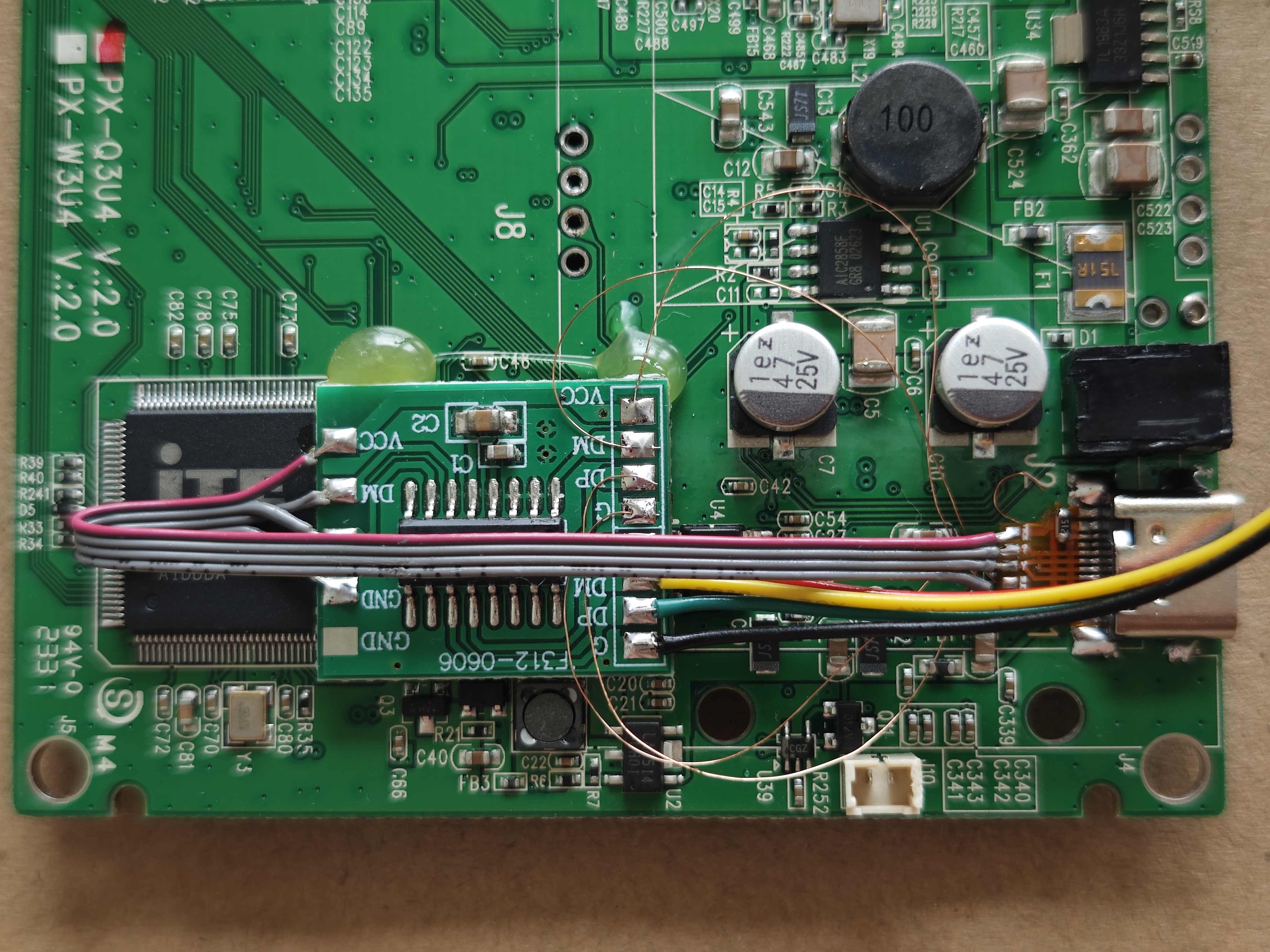 PLEX PX-Q3U4 Rev2.0　故障品扱いです PLEXチューナーPX-Q3U4の静音化のためファンを交換しました