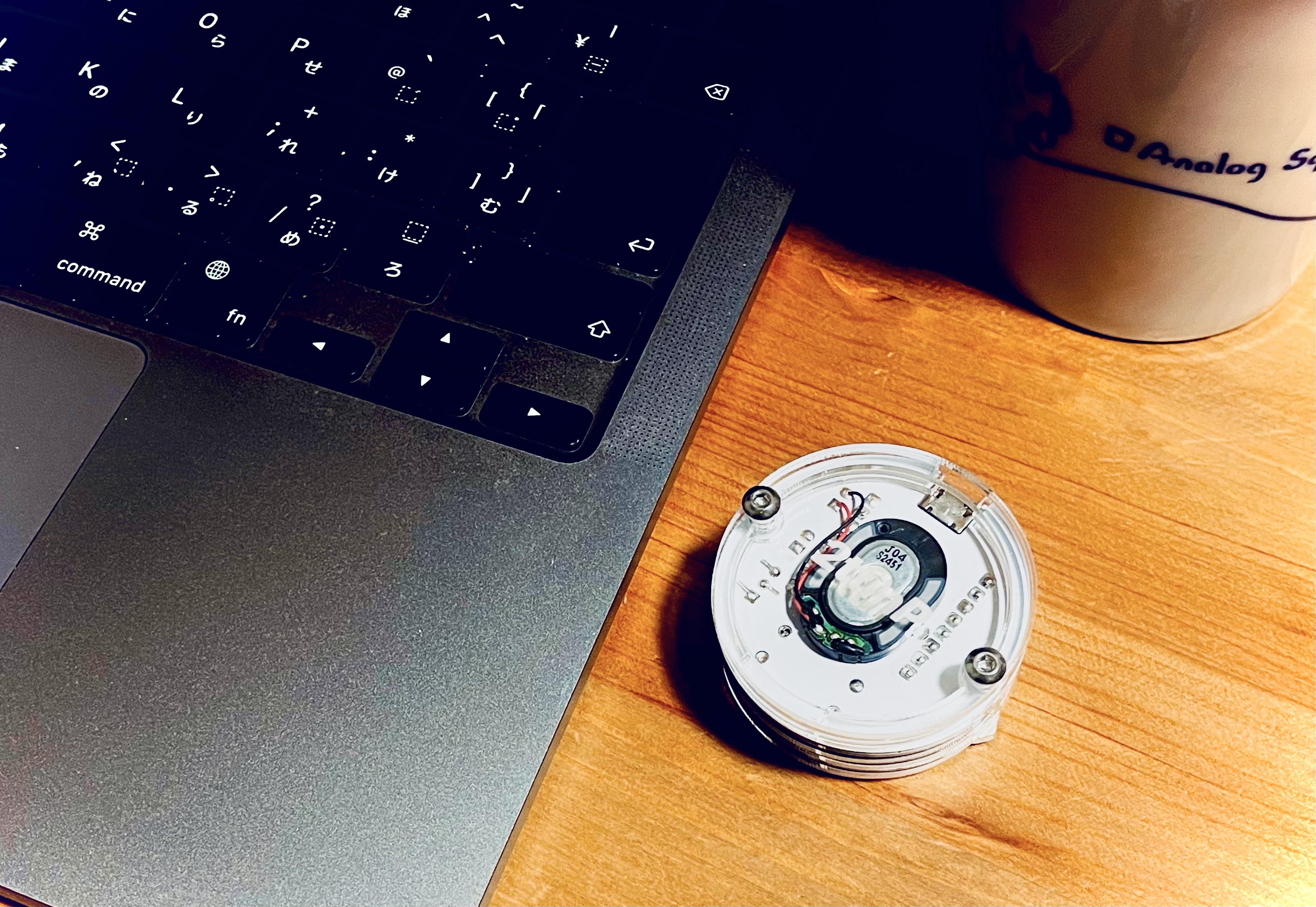 押すとボイスを再生するだけの「にとちんぼたん」作ってみた